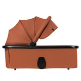 Carucior 3 in 1, Lionelo, Layla, Pana la 22 kg, Cadru aluminiu, Cu landou intarit si salteluta din spuma AirDots, Cu scoica auto testata ADAC, Reversibil, Cu ventilatie 3D, Cu accesorii, EN1888-1, EN1888-2, EN1466, Maro