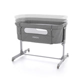 Patut co-sleeper, Feedo, Pliabil, Reglabil in 5 pozitii, Cu laterala detasabila, Include geanta de transport si salteluta, Cu roti, Greutate maxima suportata 9 kg, 0-5 luni, Gri