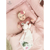 Perna clasica de dormit, MimiNu, Cu husa detasabila cu fermoar, Din bumbac certificat Oeko Tex Standard 100, 40x40 cm, Colectia Royal, Powder Pink