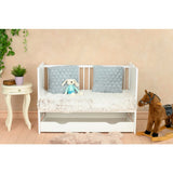 Patut din lemn bebe, 120x60 cm, Cu sertar, Cu sina speciala pentru dentitie, Multifunctional, EN716-1, EN716-2, Alb, Qmini, Julia + Saltea 12 cm