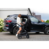 Scoica auto, Lionelo, i-Size Astrid, 0-13 Kg, 40-87 cm, Cu maner si capotina reglabile, Cu protectie laterala avansata, Salteluta confortabila, Testat ADAC, Conform cu standardul european de securitate R129, Verde